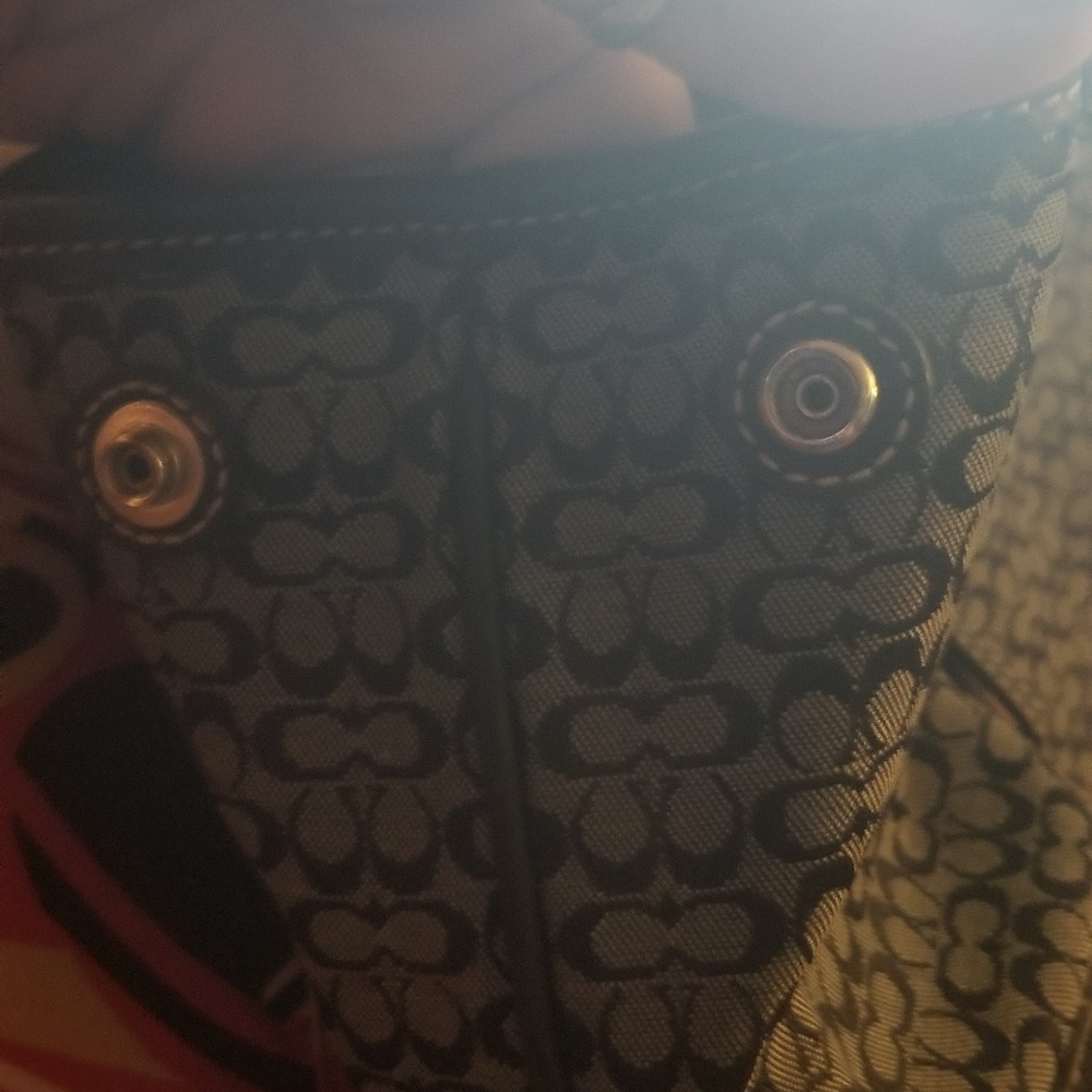 Coach handbag - Picture 2 of 6
